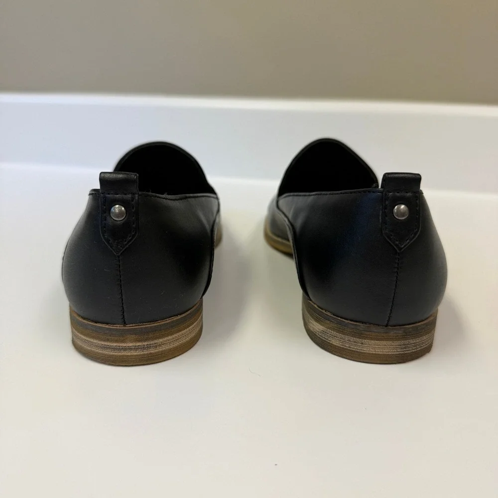 Indigo rd Women Hestley Loafers Size 8.5 Black Slip On Flats Minimalist Neutral
